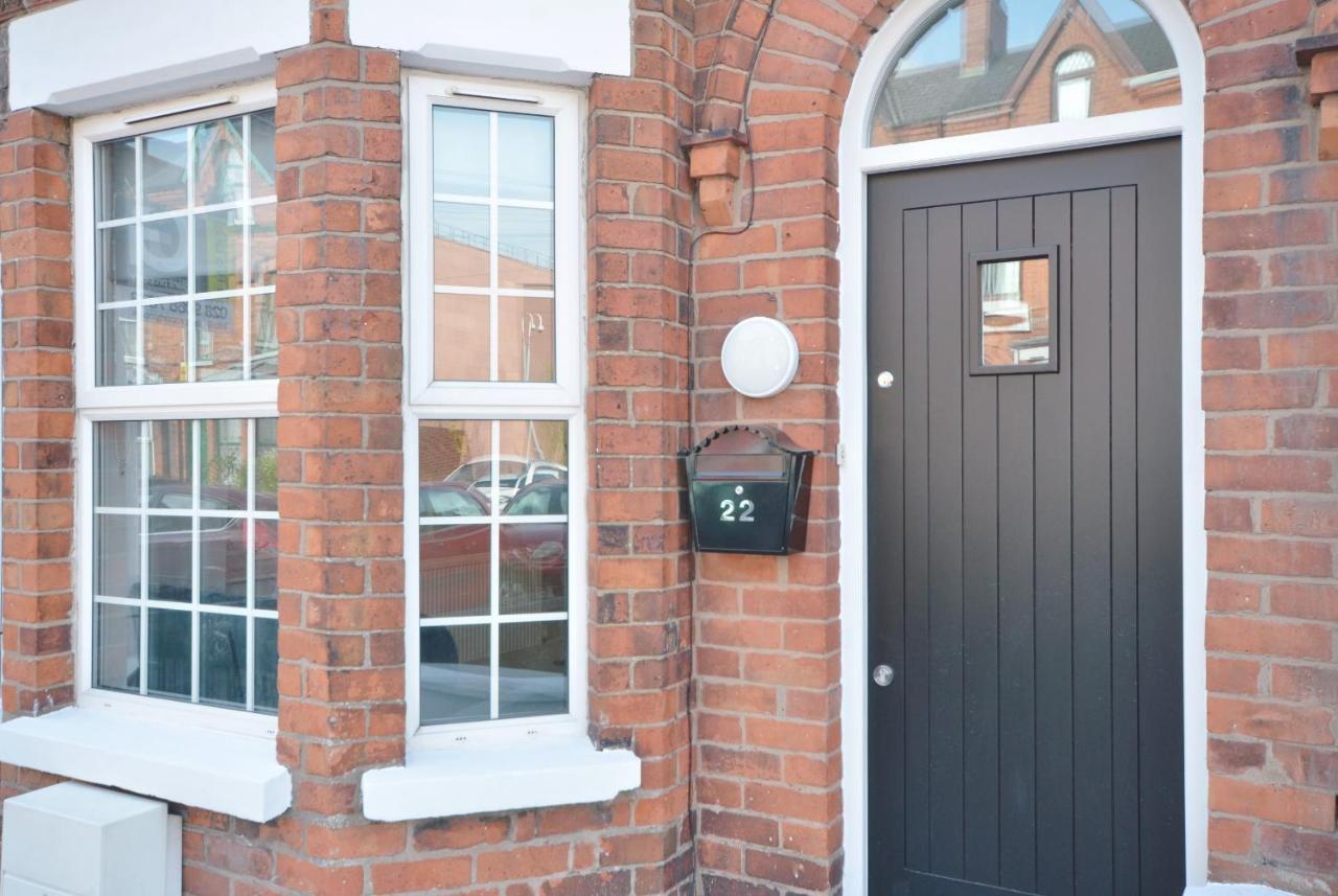 Queens Quarter Townhouse 2 Belfast Bagian luar foto